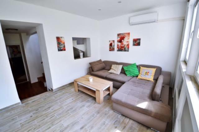 Apartman Martina Betina  Eksteriør billede